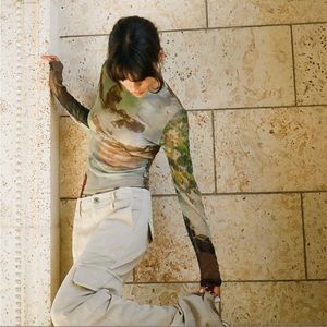 ZARA - A MODERN OLYMPIA PRINT BODYSUIT